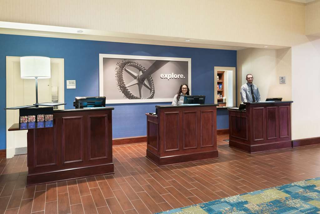 Hampton Inn & Suites Orlando Airport At Gateway Village Interior photo