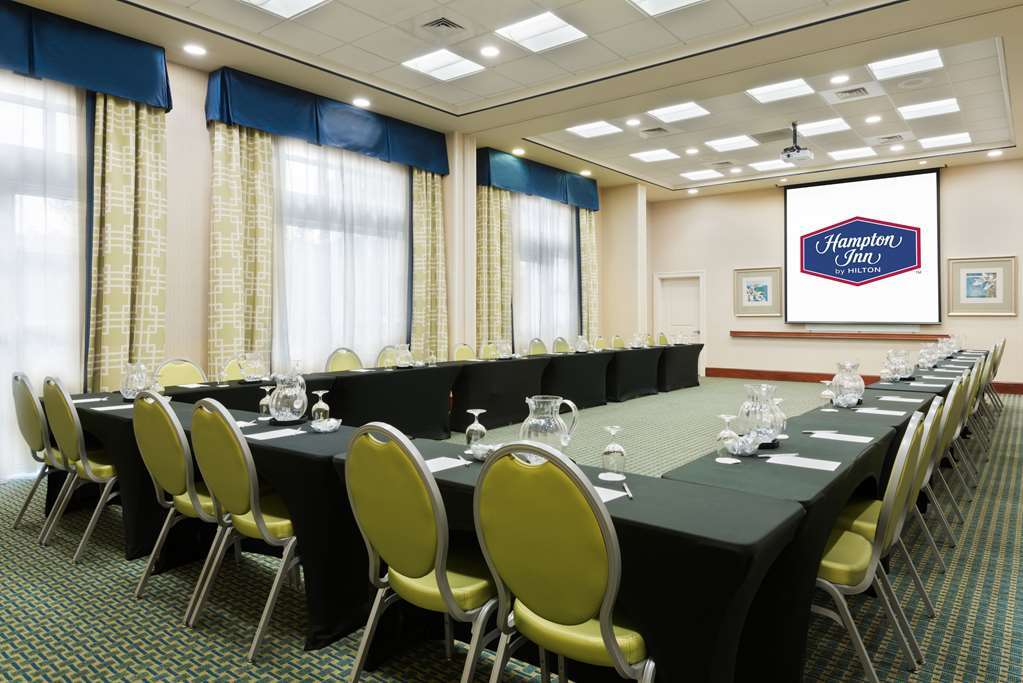 Hampton Inn & Suites Orlando Airport At Gateway Village Facilities photo